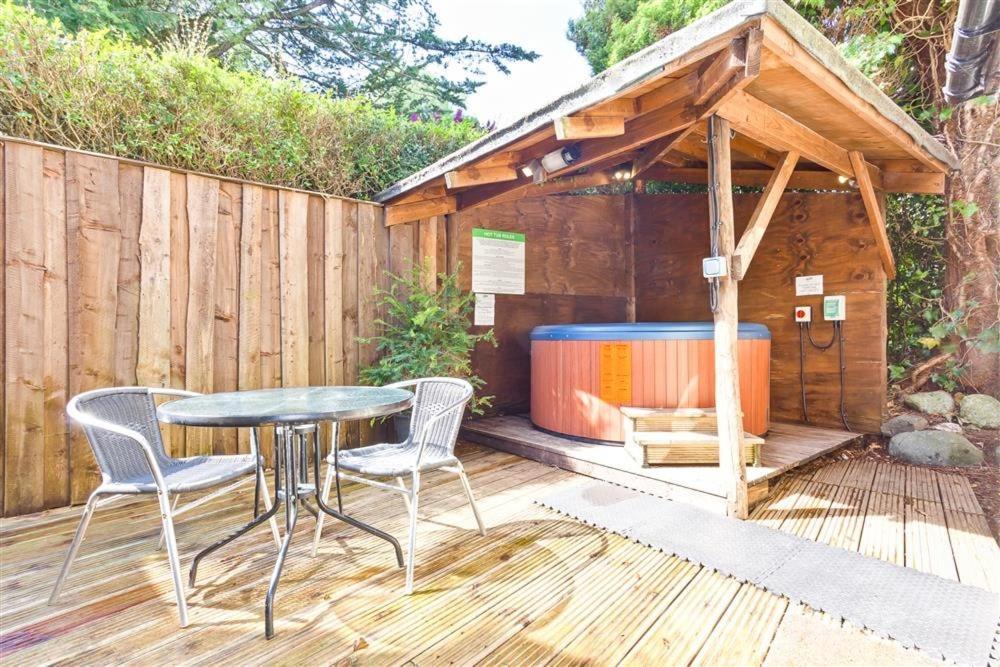 Bridge House With Private Hot Tub, Coniston Villa Exteriör bild