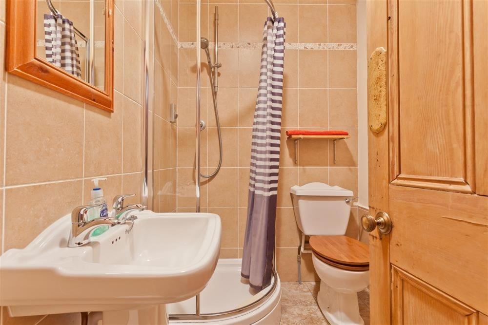 Bridge House With Private Hot Tub, Coniston Villa Exteriör bild